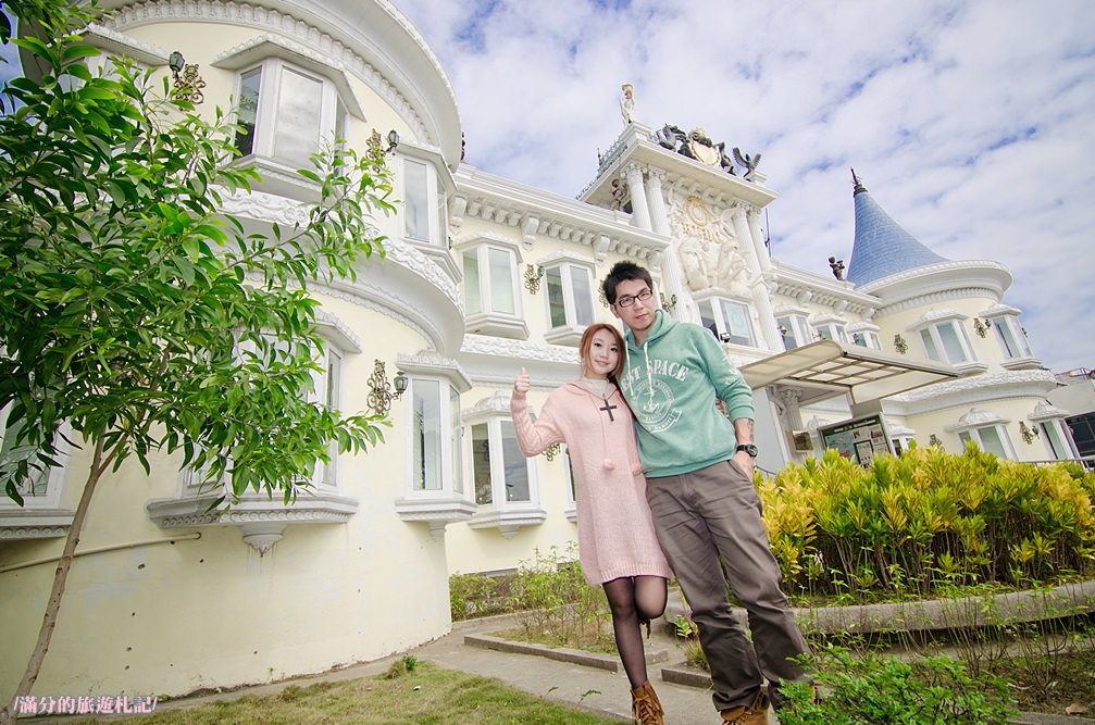 台南中西區景點》台南移民署 情侶約會景點 LOVE場景 南台灣最美的白色城堡