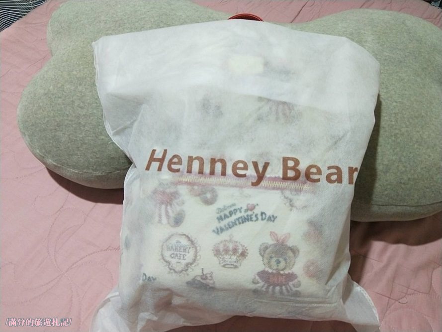 穿搭配件》後背包推薦 Henney Bear軒尼小熊包包 粉色甜心小熊後背包 穿搭出可愛時尚風