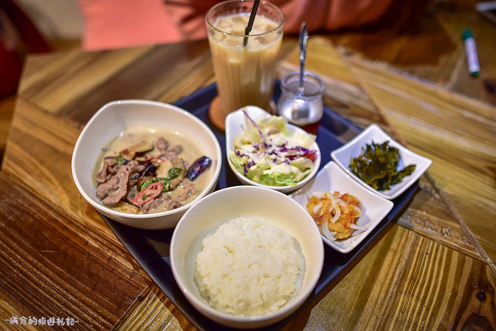 新北新莊美食》Double泰 南洋風味料理 (近輔大捷運站) 創意泰味美食 還有豐富平價的套餐組合唷!