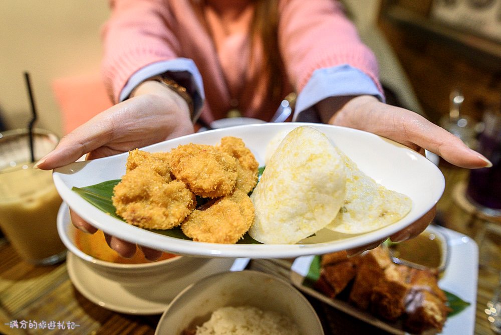 新北新莊美食》Double泰 南洋風味料理 (近輔大捷運站) 創意泰味美食 還有豐富平價的套餐組合唷!
