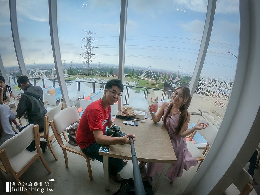 新竹湖口景點》夏季三角景觀咖啡廳|湖口夜景新選擇|情人約會~浪漫LOVE場景