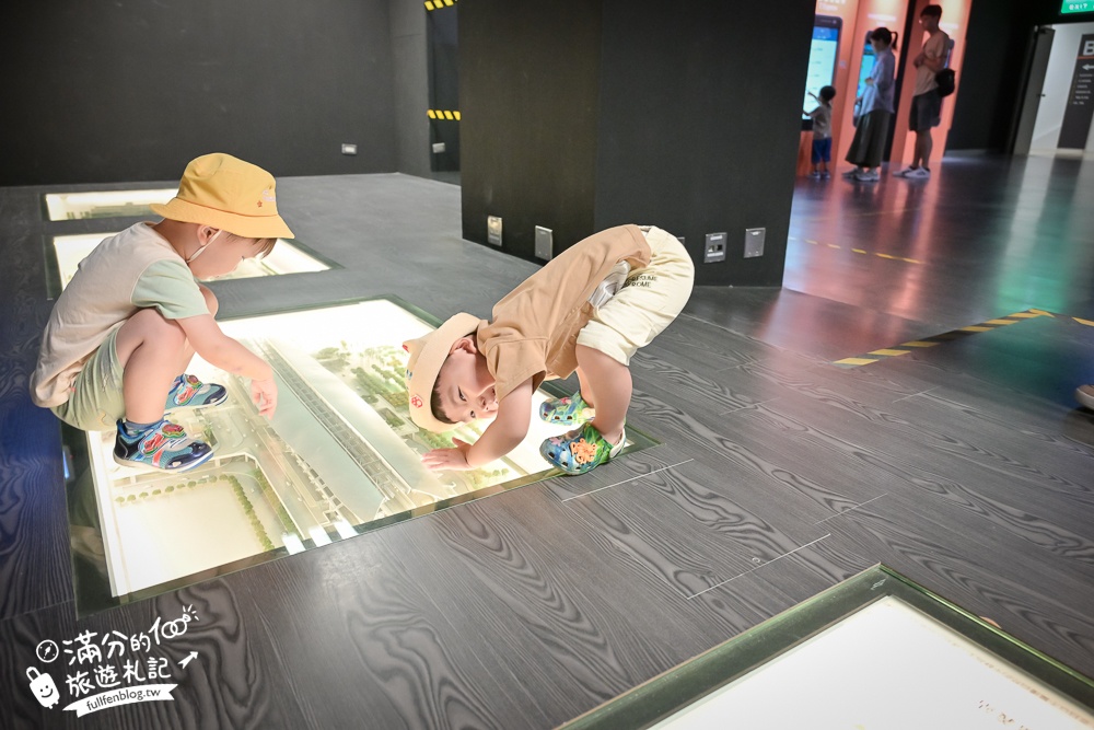 桃園【高鐵探索館】全國首創高速鐵路主題博物館,中壢免門票室內親子景點~駕馭時數300公里的高鐵玩樂趣!