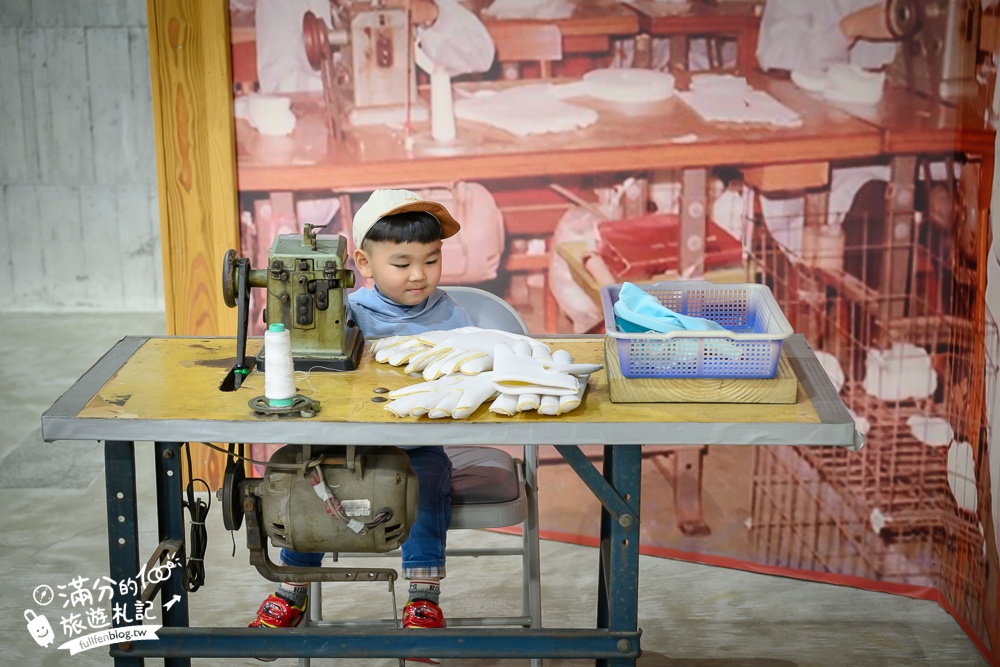 彰化【台灣手套博物館】免門票親子觀光工廠.套圈圈.打彈珠.釣魚.滑步車免費玩,還能看高鐵奔馳~世界最大手套就在這!