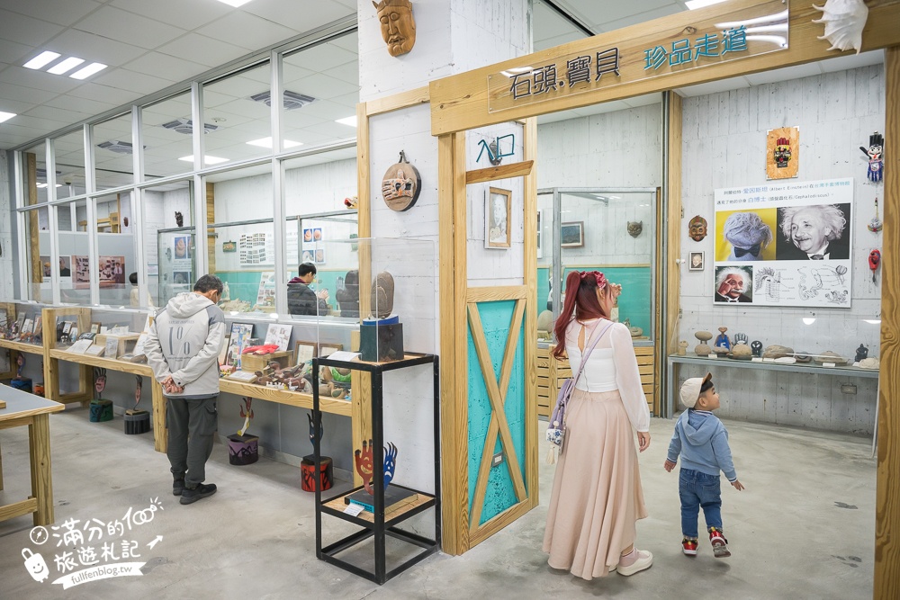 彰化【台灣手套博物館】免門票親子觀光工廠.套圈圈.打彈珠.釣魚.滑步車免費玩,還能看高鐵奔馳~世界最大手套就在這!