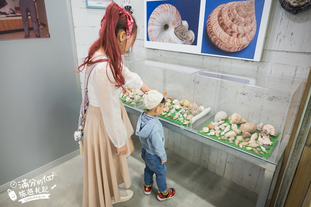 彰化【台灣手套博物館】免門票親子觀光工廠.套圈圈.打彈珠.釣魚.滑步車免費玩,還能看高鐵奔馳~世界最大手套就在這!