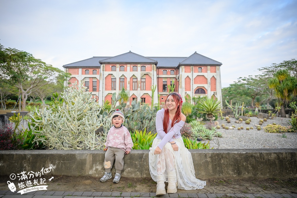 台南景點【台南山上花園水道博物館】淨水池區玩樂攻略,搭小火車遊逛日式建築~探索水道漫遊古堡之美！
