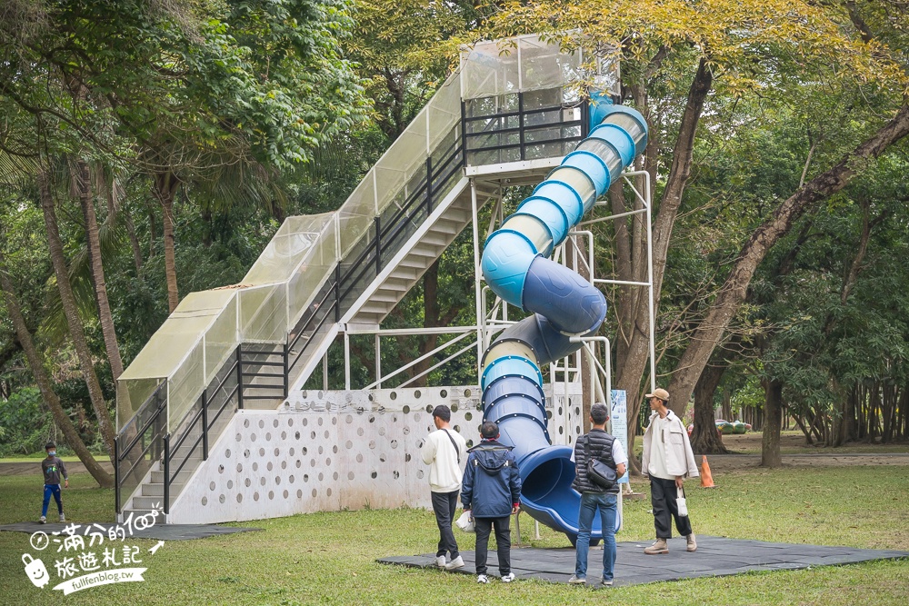 台南景點【台南山上花園水道博物館】淨水池區玩樂攻略,搭小火車遊逛日式建築~探索水道漫遊古堡之美！