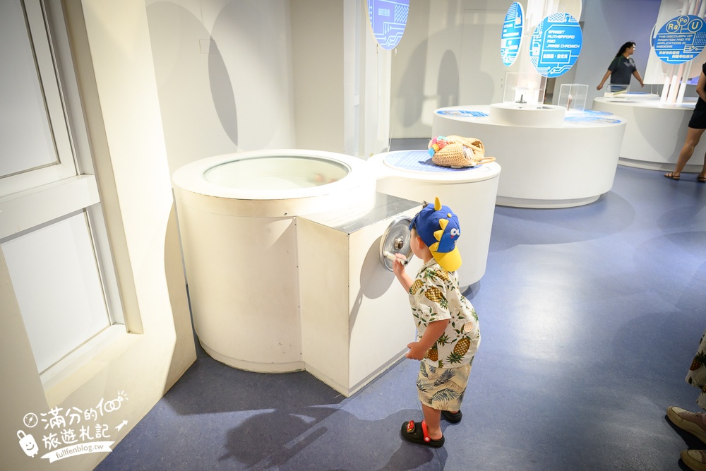 屏東景點【台電南部展示館】墾丁免門票親子景點.4D劇場.互動遊戲.雙層迴旋溜滑梯通通免費玩～探索電的世界!