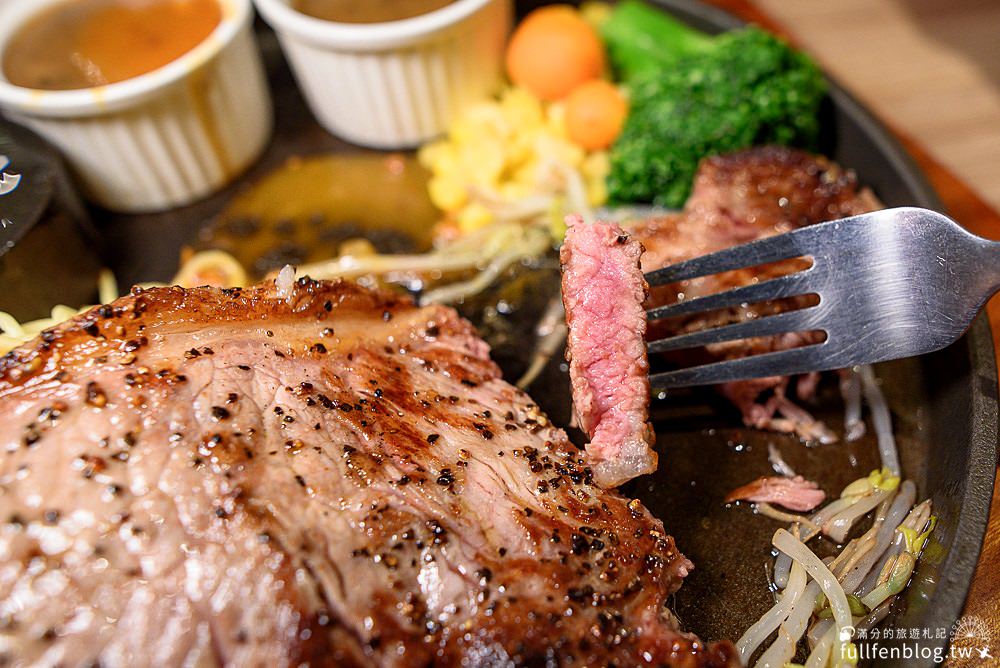 新竹車站美食|牛室炙燒牛排BEEFHOUSE|精緻牛排&現作PIZZA/自助吧免費吃到飽|生日聚會用餐的好去處!!