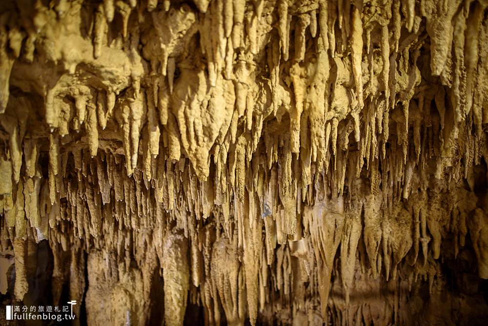 沖繩景點|玉泉洞&世界文化王國村|琉球服體驗~探索30萬年歲月的鐘乳石奇景!
