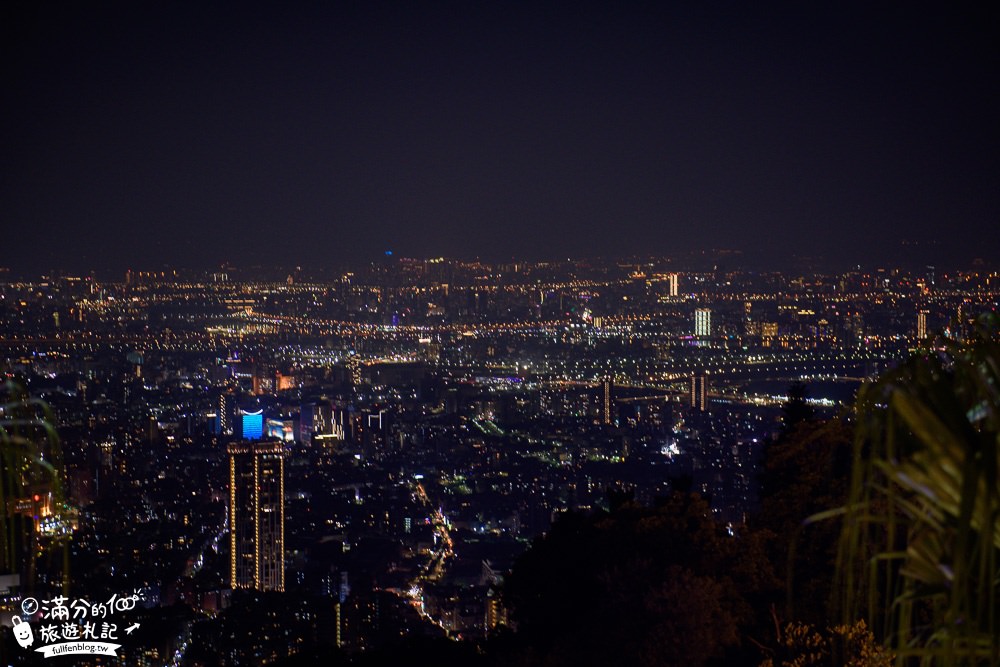 台北陽明山夜景【屋頂上】台北景觀餐廳.山頂上的夢幻池,輕鬆眺望台北101!