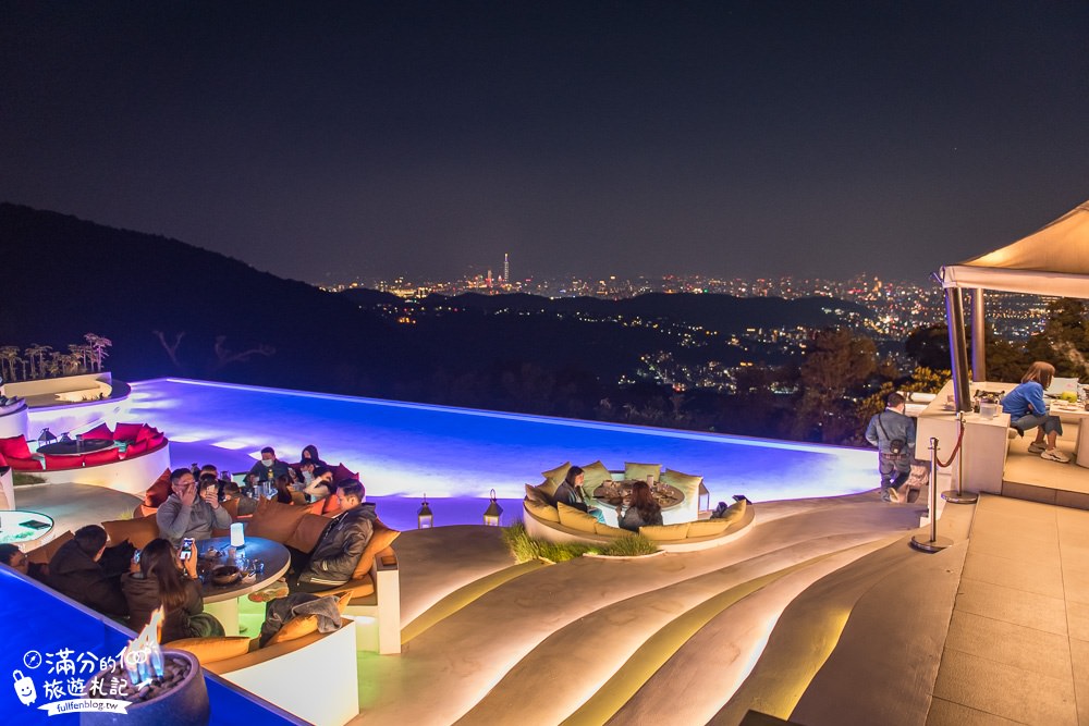 台北陽明山夜景【屋頂上】台北景觀餐廳.山頂上的夢幻池,輕鬆眺望台北101!