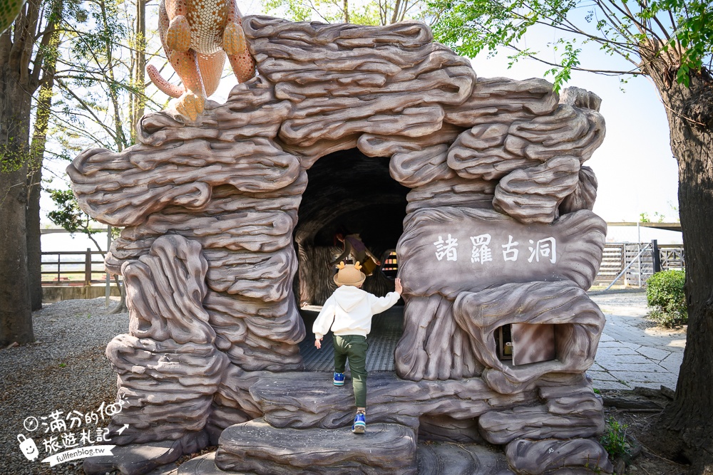 嘉義景點【板陶窯交趾剪黏工藝園區.新港板陶窯】最新恐龍王國.必玩貓咪小火車.手作DIY.趣味遊戲場~親子放電的工藝殿堂!