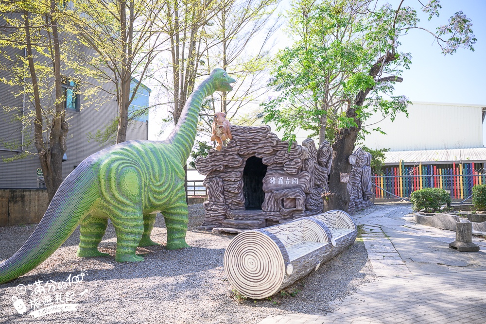 嘉義景點【板陶窯交趾剪黏工藝園區.新港板陶窯】最新恐龍王國.必玩貓咪小火車.手作DIY.趣味遊戲場~親子放電的工藝殿堂!