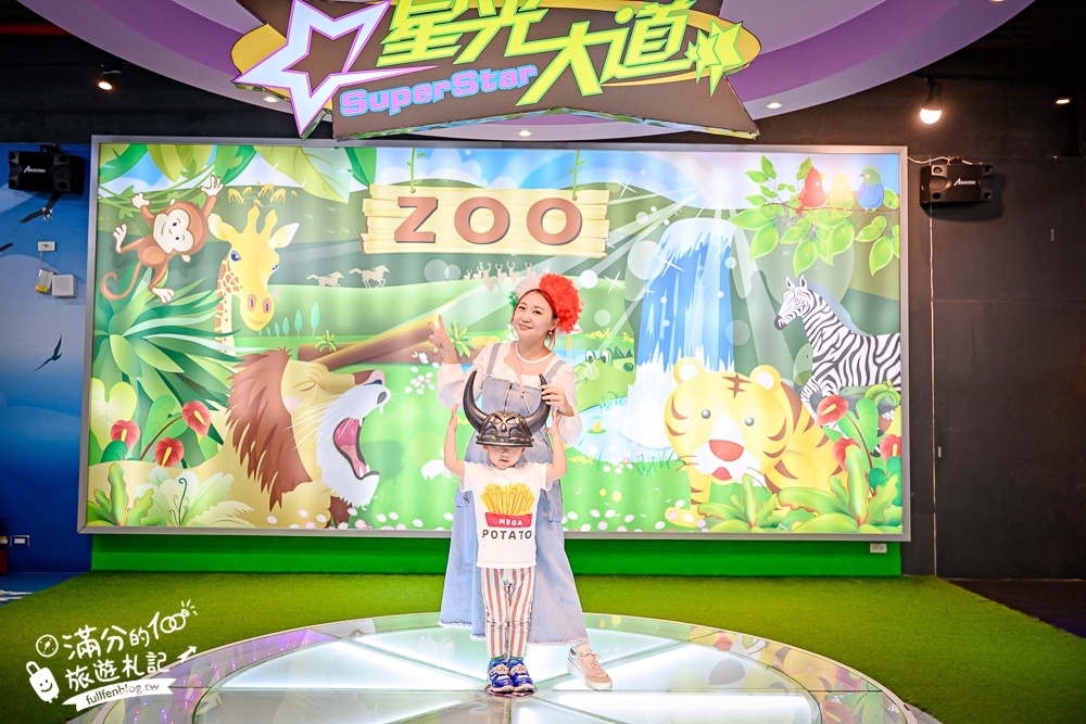 宜蘭【蜡藝蠟筆城堡】宜蘭蠟筆觀光工廠.亞洲室內最狂８樓高彩虹溜滑梯.蠟筆超人太吸睛啦!