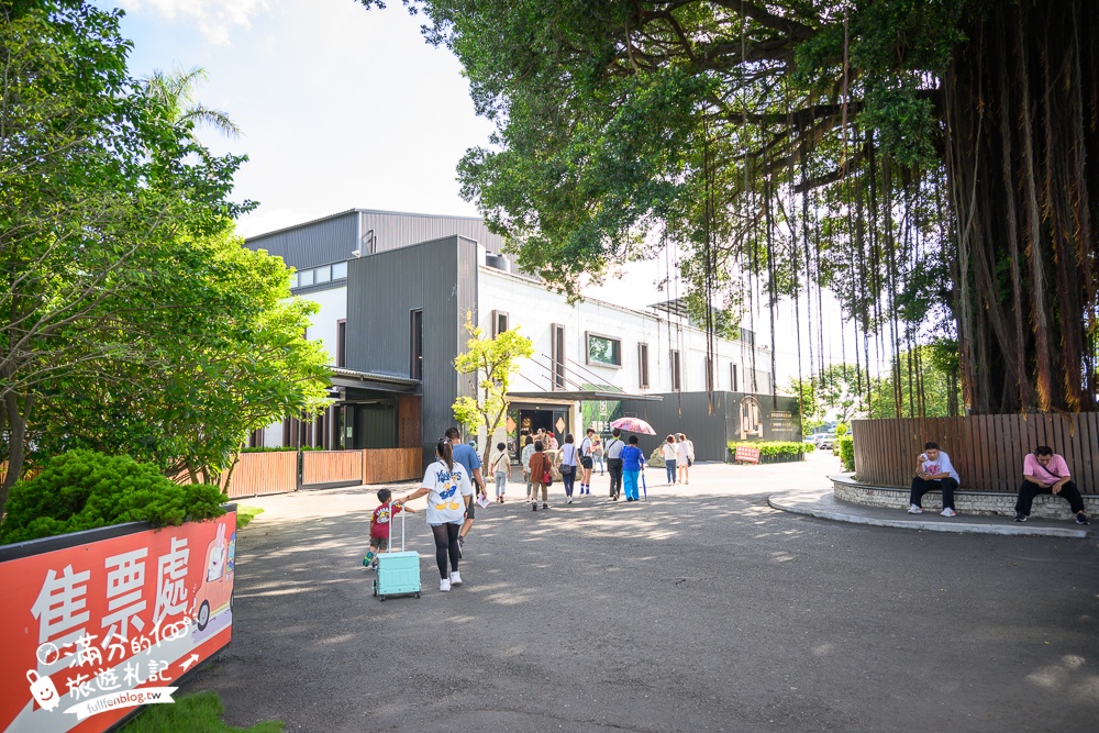雲林虎尾【澄霖沉香味道森林館】雲林最新兔子神社.能餵兔餵羊和梅花鹿,必拍夢幻湖愛心島!