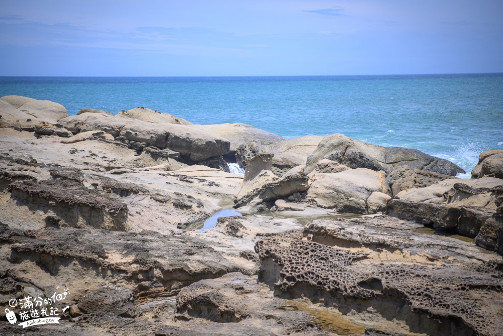 東北角景點|大野狼與小綿羊岩.海狗岩|神秘天然海蝕洞~大海上的紅貴賓!