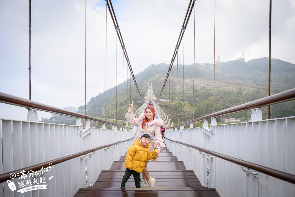 嘉義景點【梅山太平老街】海拔1000公尺的山城古街,必吃太平雲糕.喝冬瓜妹.吃茶葉蛋.賞紫藤花!