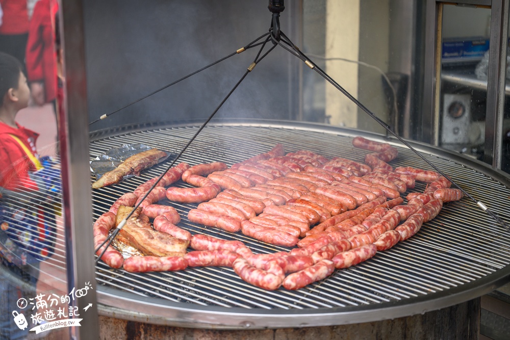 嘉義景點【梅山太平老街】海拔1000公尺的山城古街,必吃太平雲糕.喝冬瓜妹.吃茶葉蛋.賞紫藤花!