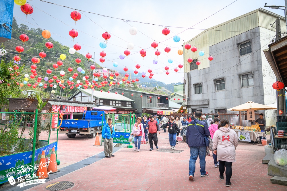 嘉義景點【梅山太平老街】海拔1000公尺的山城古街,必吃太平雲糕.喝冬瓜妹.吃茶葉蛋.賞紫藤花!