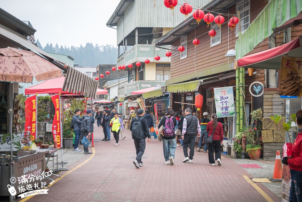 嘉義景點【梅山太平老街】海拔1000公尺的山城古街,必吃太平雲糕.喝冬瓜妹.吃茶葉蛋.賞紫藤花!