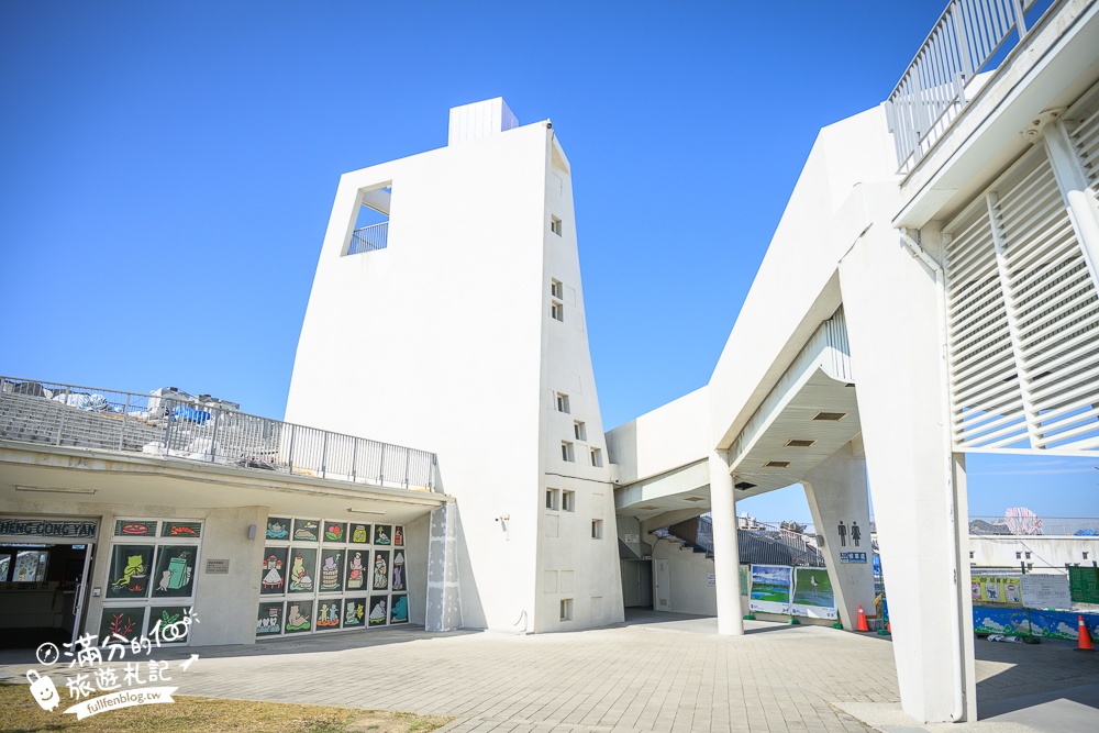 台南景點【七股遊客中心】最新海中鹽雪小屋.搭小火車.吃霜淇淋.玩手作~台南最美水上步道,親子同行也好玩！