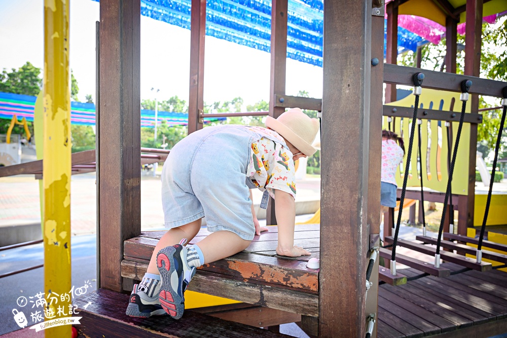 嘉義景點【打貓親子廣場早安公園】貓咪主題親子遊戲場.盪鞦韆.溜滑梯.攀岩.貓咪沙坑隨你玩! 嘉義景點【打貓親子廣場早安公園】貓咪主題親子遊戲場.盪鞦韆.溜滑梯.攀岩.貓咪沙坑隨你玩!