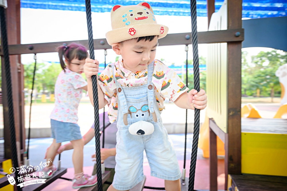嘉義景點【打貓親子廣場早安公園】貓咪主題親子遊戲場.盪鞦韆.溜滑梯.攀岩.貓咪沙坑隨你玩! 嘉義景點【打貓親子廣場早安公園】貓咪主題親子遊戲場.盪鞦韆.溜滑梯.攀岩.貓咪沙坑隨你玩!