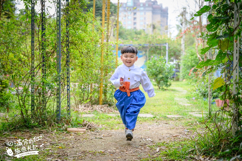 桃園親子景點【玉飲翡翠文化城】緬泰複合式平價餐廳.泰服苗服體驗.手作玉石,翡翠主題園區好拍又好玩!
