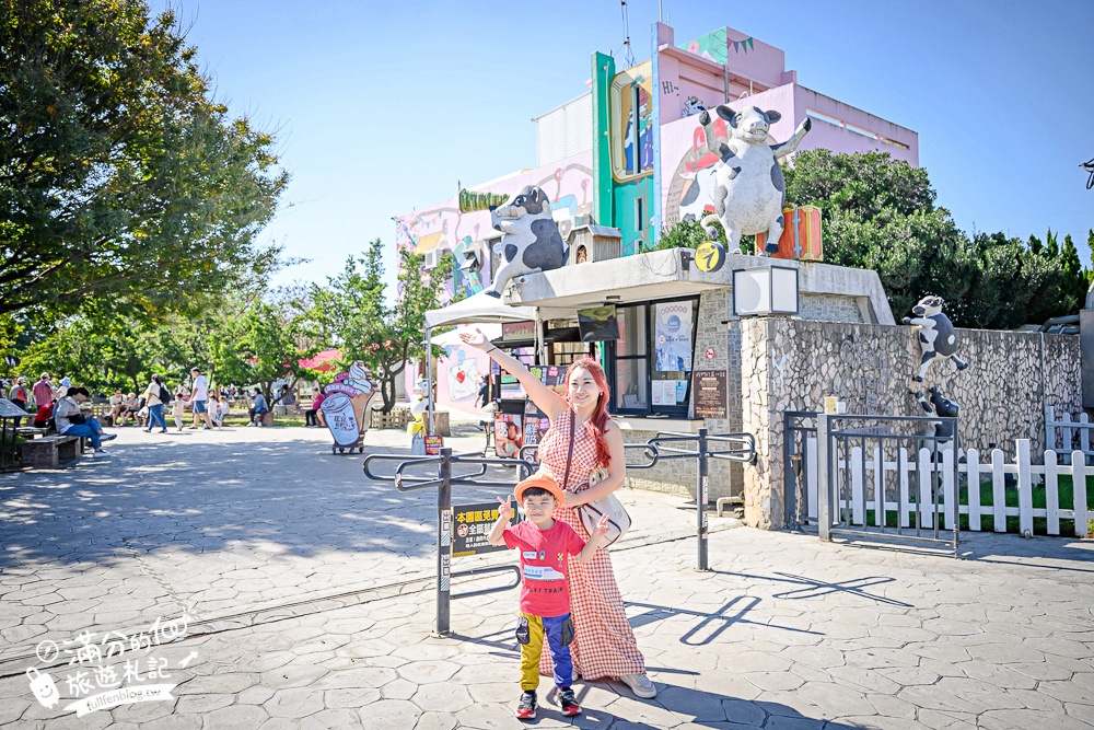 雲林崙背【千巧谷牛樂園牧場】雲林免門票伴手禮景點.搭蒸汽火車.餵牛體驗.古錐萌牛公牛超好拍! 雲林崙背【千巧谷牛樂園牧場】雲林免門票伴手禮景點.搭蒸汽火車.餵牛體驗.古錐萌牛公牛超好拍!