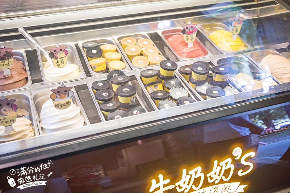 雲林崙背【千巧谷牛樂園牧場】雲林免門票伴手禮景點.搭蒸汽火車.餵牛體驗.古錐萌牛公牛超好拍! 雲林崙背【千巧谷牛樂園牧場】雲林免門票伴手禮景點.搭蒸汽火車.餵牛體驗.古錐萌牛公牛超好拍!