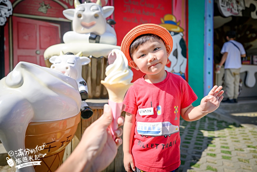 雲林崙背【千巧谷牛樂園牧場】雲林免門票伴手禮景點.搭蒸汽火車.餵牛體驗.古錐萌牛公牛超好拍! 雲林崙背【千巧谷牛樂園牧場】雲林免門票伴手禮景點.搭蒸汽火車.餵牛體驗.古錐萌牛公牛超好拍!