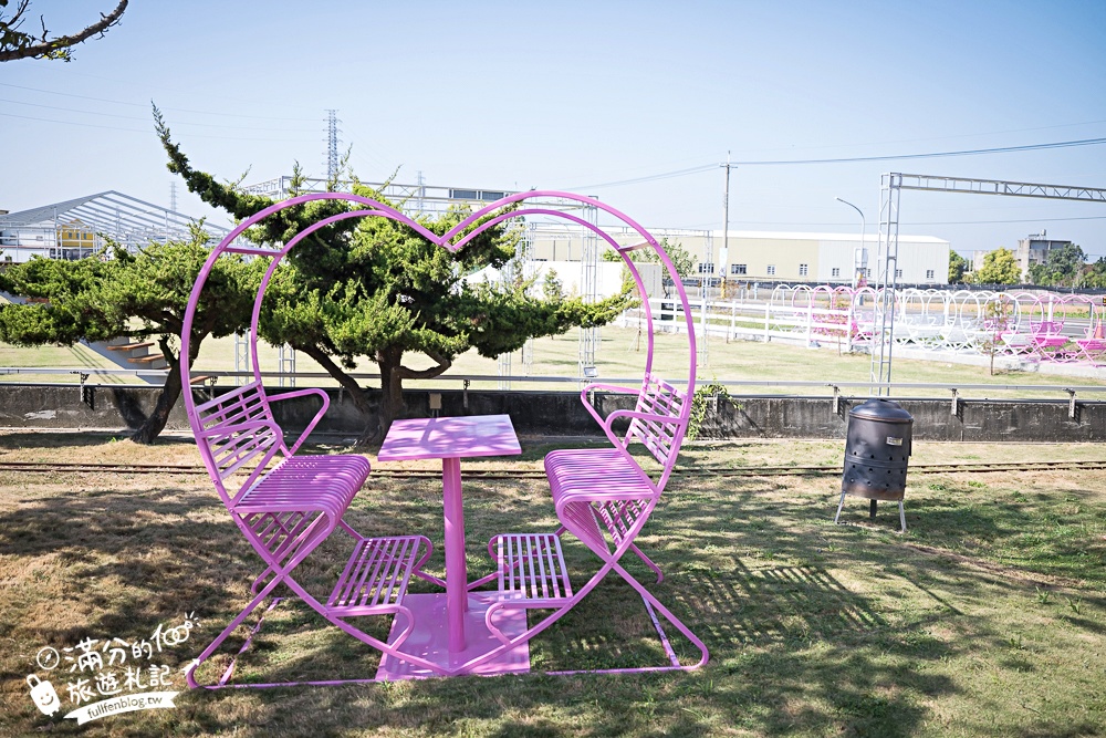 雲林崙背【千巧谷牛樂園牧場】雲林免門票伴手禮景點.搭蒸汽火車.餵牛體驗.古錐萌牛公牛超好拍! 雲林崙背【千巧谷牛樂園牧場】雲林免門票伴手禮景點.搭蒸汽火車.餵牛體驗.古錐萌牛公牛超好拍!