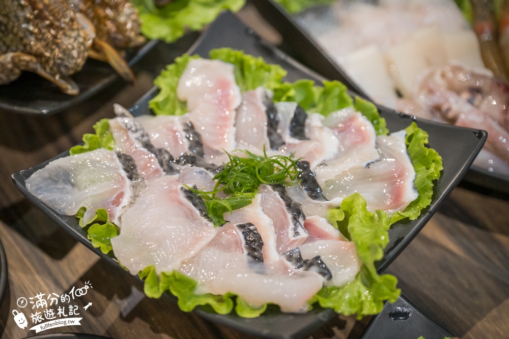 林口和牛火鍋放題推薦【巴適經典麻辣鍋林口店】秋蟹.酸菜魚放題吃到飽,超過60種頂級食材.免收服務費超狂!