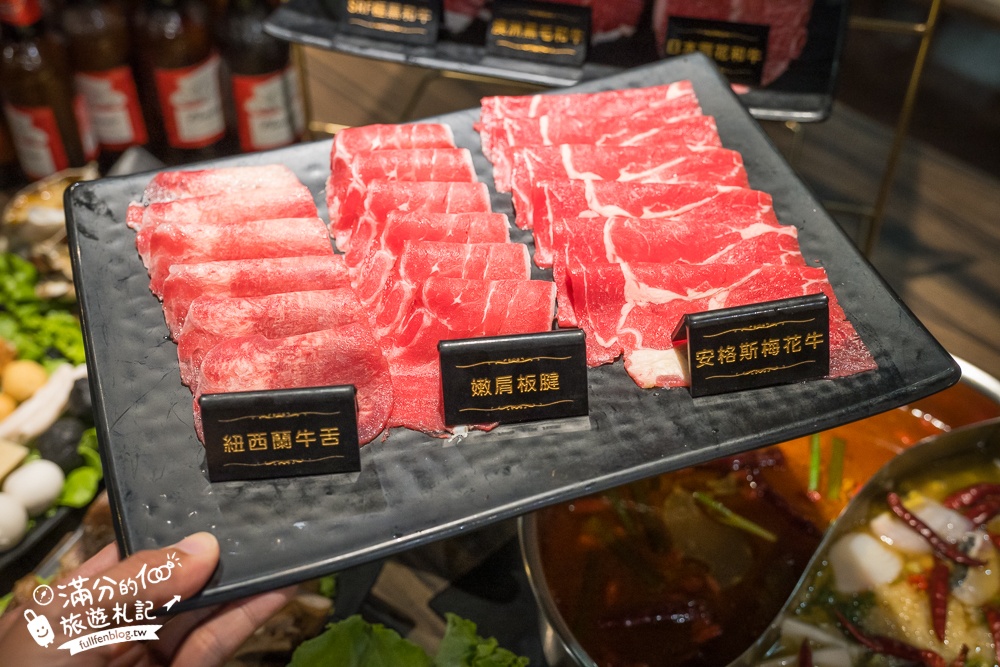 林口和牛火鍋放題推薦【巴適經典麻辣鍋林口店】秋蟹.酸菜魚放題吃到飽,超過60種頂級食材.免收服務費超狂!