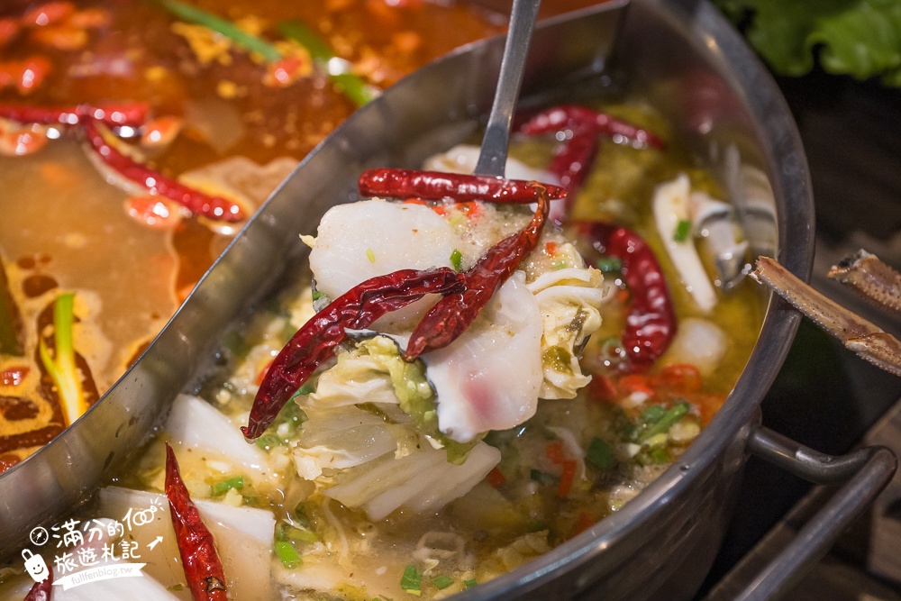 林口和牛火鍋放題推薦【巴適經典麻辣鍋林口店】秋蟹.酸菜魚放題吃到飽,超過60種頂級食材.免收服務費超狂!