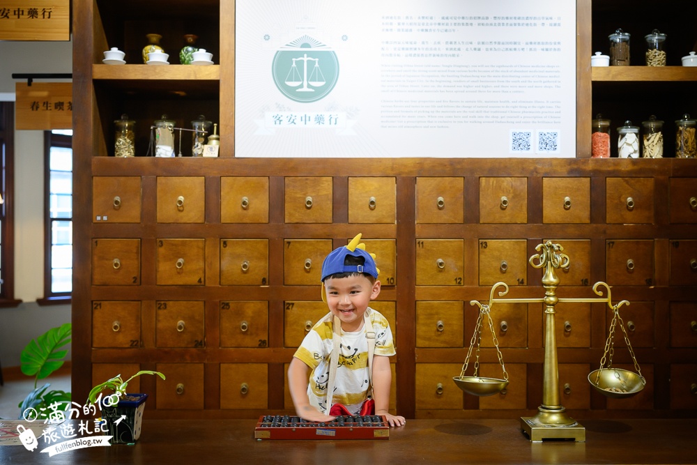 【2025大稻埕景點一日遊】大稻埕夏日煙火節最新活動資訊,穿旗袍.吃美食.逛迪化老街.賞河岸風光~大稻埕煙火綻放台北夜空!