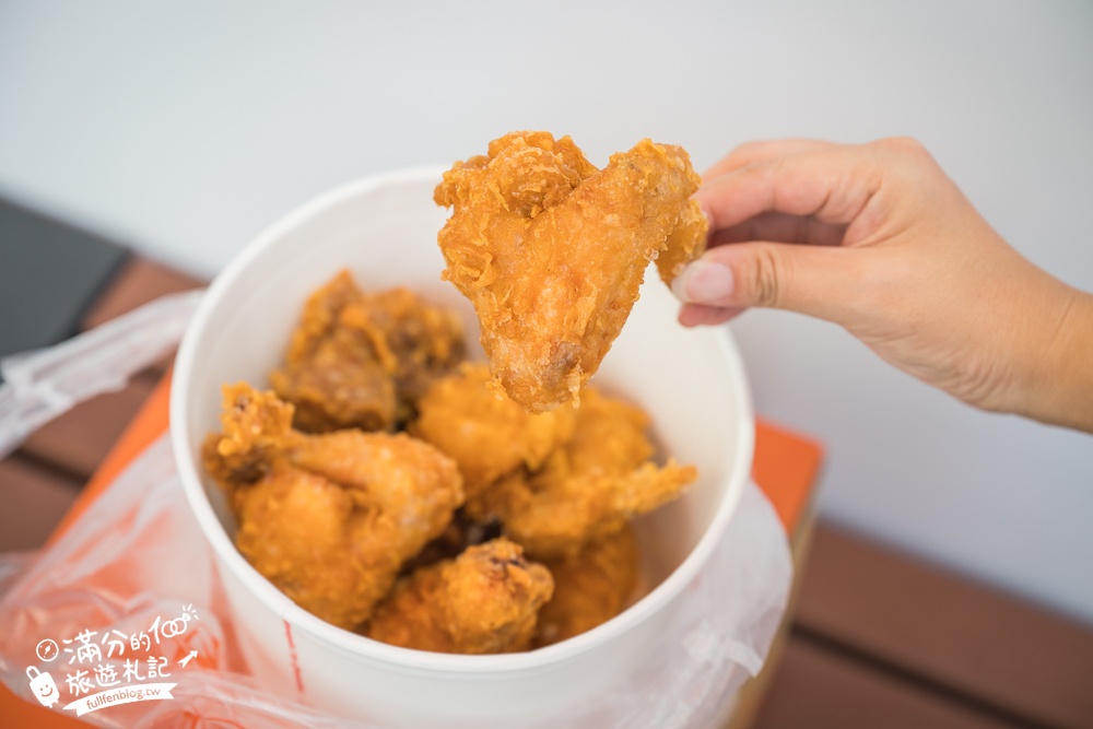 宜蘭必吃美食【台妹炸雞翅宜蘭北門總店】招牌必吃炸雞腿雞翅.鮮嫩多汁大口咬定,還有酥炸全雞可以選擇!