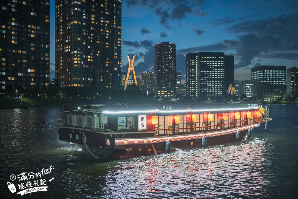 東京必體驗行程【東京灣遊船】搭特色船形屋吃牛肉燒喜燒賞夜景.飲料無限暢飲還能看表演.甲板上與彩虹大橋合影!
