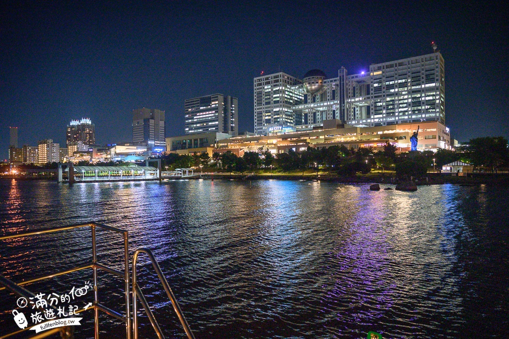 東京必體驗行程【東京灣遊船】搭特色船形屋吃牛肉燒喜燒賞夜景.飲料無限暢飲還能看表演.甲板上與彩虹大橋合影!