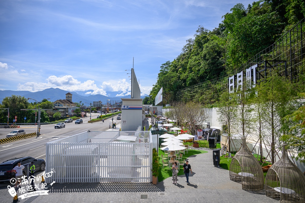 南投新景點【日月町商場】埔里最新複合式商場,純白色建築好療癒,搭配繽紛氣球屋好逛好拍還能尋寶購物!