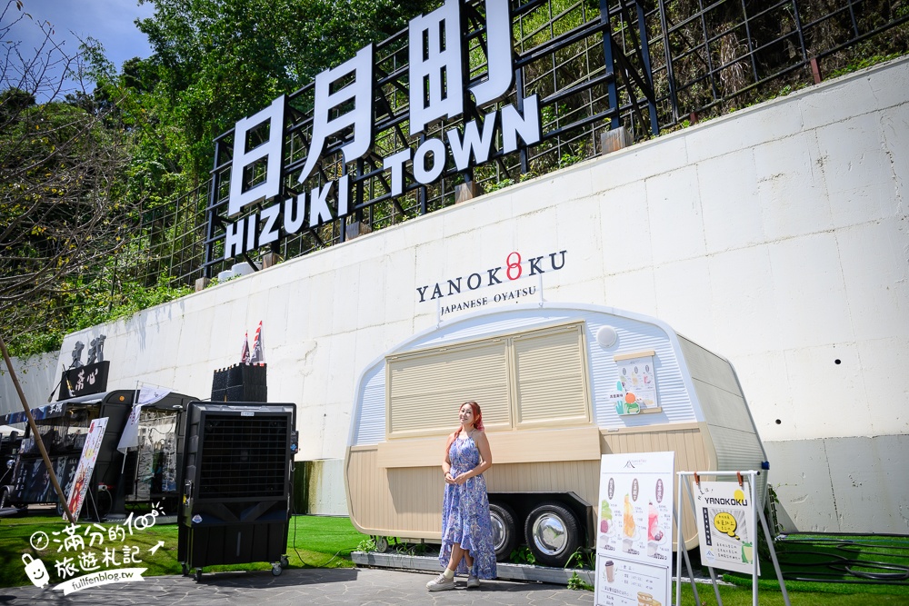 南投新景點【日月町商場】埔里最新複合式商場,純白色建築好療癒,搭配繽紛氣球屋好逛好拍還能尋寶購物!