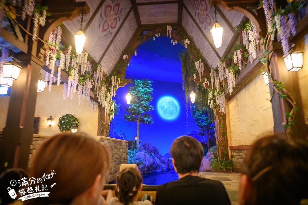 【2025東京迪士尼海洋夢幻泉鄉玩樂攻略】輕鬆進入夢幻泉鄉找艾莎公主,東京迪士尼APP要先下載唷!