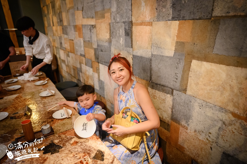 東京銀座美食推薦【串焼きBISTRO福蜜蜜-银座廊道街店】環境超優親子友善,線上預約攻略,串烤美味讓人欲罷不能!