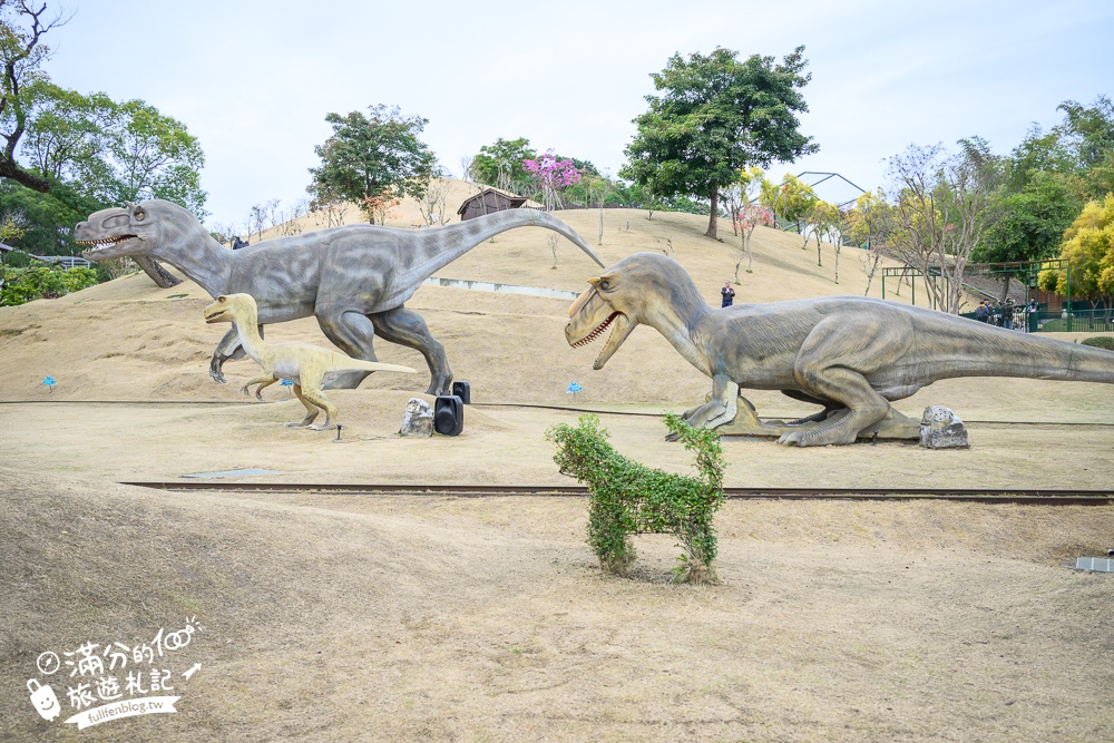 【2025南投九九峰動物樂園】亞洲規模最大鳥類主題王國玩樂攻略,最新門票優惠整理,鸚鵡.鵜鶘.孔雀.大恐龍陪你玩生態!
