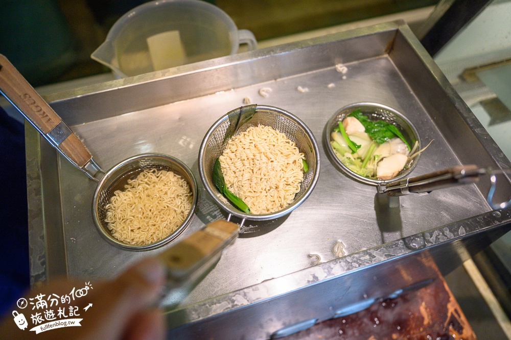 【台東娜路彎大酒店】豪華家庭房一泊一食開箱,免費自助吧下午茶,有露天大泳池.兒童遊戲區,還能泡美人湯!