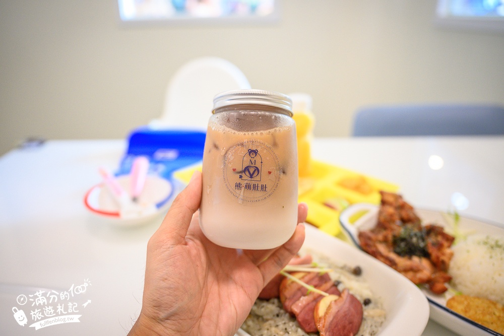 彰化親子景點【熊萌肚肚主題親子餐廳】鹿港英倫風親子餐廳.大球池溜滑梯玩整天不限時!