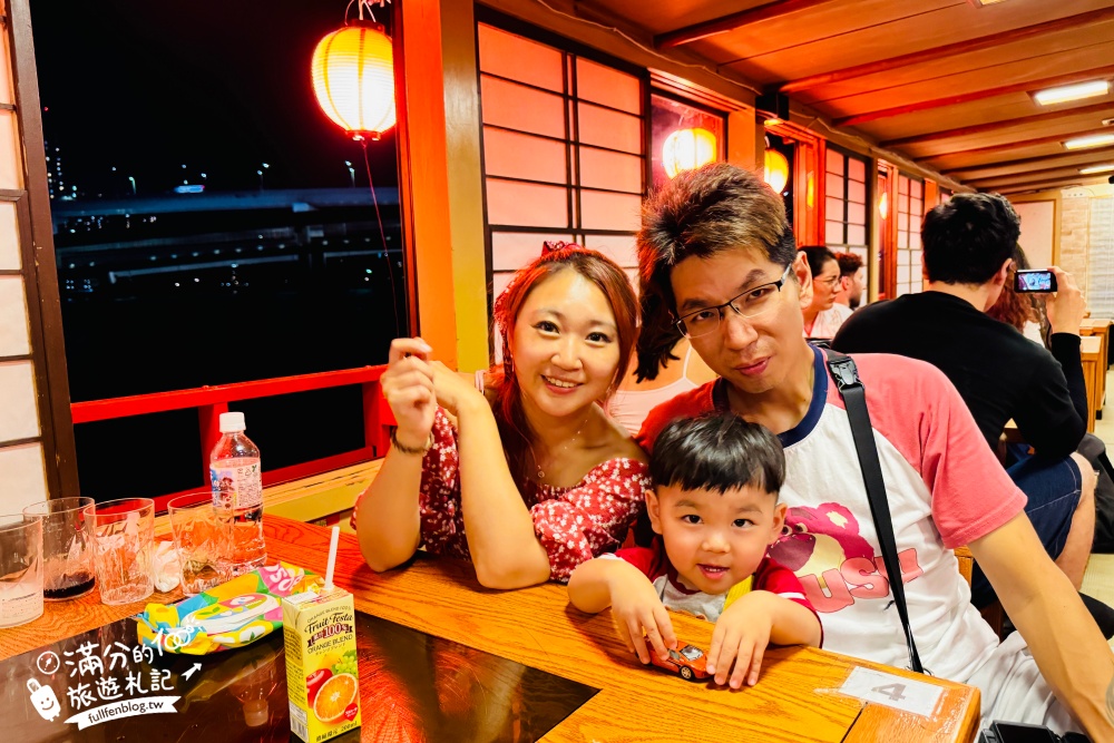 東京必體驗行程【東京灣遊船】搭特色船形屋吃牛肉燒喜燒賞夜景.飲料無限暢飲還能看表演.甲板上與彩虹大橋合影!