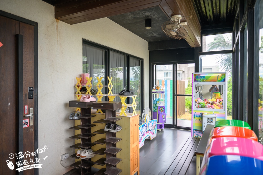 宜蘭親子餐廳推薦【蘭陽溪口親子餐廳】近傳藝中心.綠五日式園區,搭小火車.玩球池滑梯太放電啦!