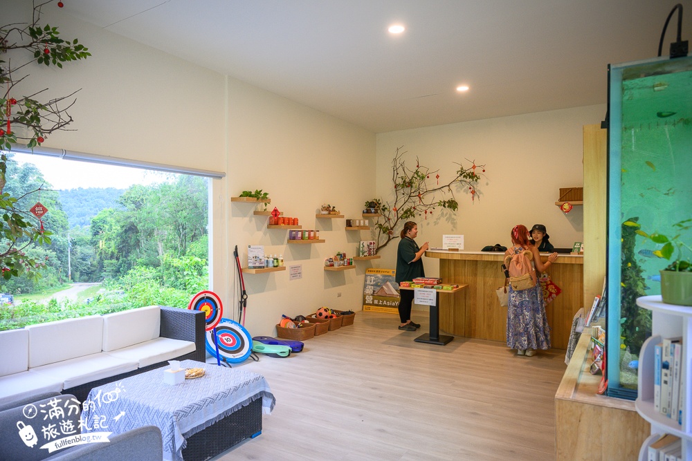 南投埔里民宿【葉子祕境】偽露營豪華Villa,一泊三食開箱,讓你優雅拎包輕鬆入宿,還能玩水望星空看小動物!